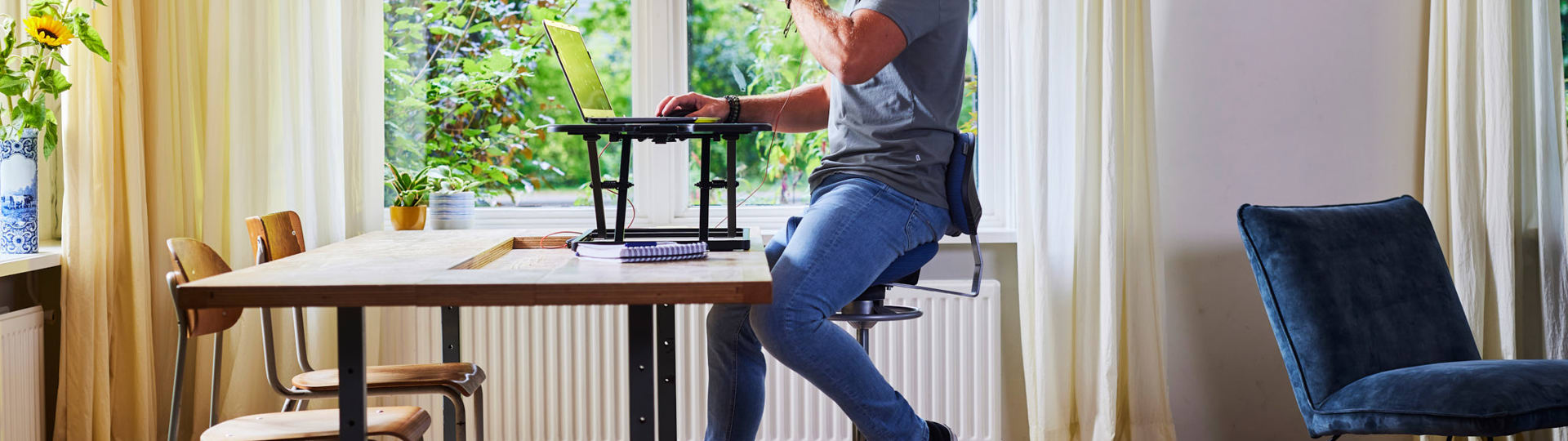 Het Balance mechaniek van Score: dé manier om ergonomisch te zitten en werken!